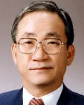 (전직)대학총장, (전직)정무직공무원인 김상권의 대표 이미지