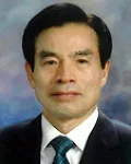 행정공무원인 김형배의 대표 이미지