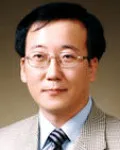 대학교수인 박성천의 대표 이미지