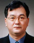 대학교수인 김수홍의 대표 이미지