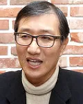 대학교수인 이홍의 대표 이미지