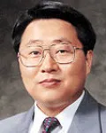 대학교수인 김신덕의 대표 이미지