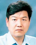 대학교수인 장종욱의 대표 이미지