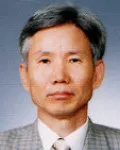 연구인인 권석근의 대표 이미지