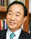 기업인, 서양화가인 강석진의 대표 이미지