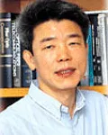 대학교수, (전직)연구인인 정윤철의 대표 이미지