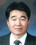 연구직공무원인 강신정의 대표 이미지