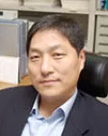 대학교수인 변석우의 대표 이미지