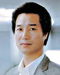 기자, 소설가인 전충진의 대표 이미지