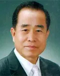 대학교수인 윤호군의 대표 이미지