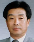 조각가, 대학교수인 이길종의 대표 이미지
