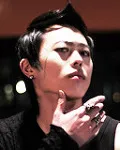 가수인 현승의 대표 이미지