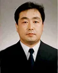 비올라연주가인 강창우의 대표 이미지