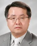 대학교수인 정일민의 대표 이미지