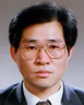 대학교수인 김삼룡의 대표 이미지