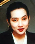 첼로연주가인 백희진의 대표 이미지