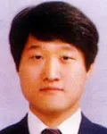 판사인 강경태의 대표 이미지