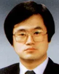 판사인 김성엽의 대표 이미지