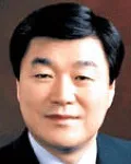 정당인, (전직)스포츠기관단체인, (전직)배드민턴선수인 김봉섭의 대표 이미지