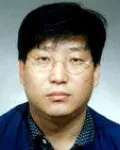 신문기자인 박찬영의 대표 이미지