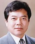 문학평론가, (전직)대학교수인 홍태식의 대표 이미지