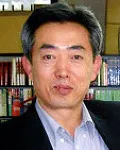 문학평론가인 황광수의 대표 이미지