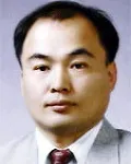 대학교수인 박정우의 대표 이미지