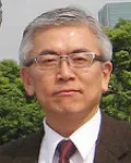 신문기자인 이필재의 대표 이미지