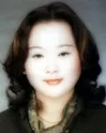 화가인 홍지윤의 대표 이미지