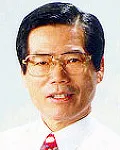 변호사, (전직)정당인, (전직)국회의원인 이원형의 대표 이미지
