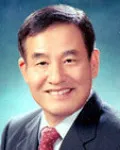 대학교수, (전직)사회기관단체인, (전직)연구인인 이선의 대표 이미지