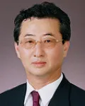 대학교수, 조각가인 김왕현의 대표 이미지