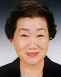 소설가인 이건숙의 대표 이미지