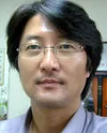 대학교수인 강진형의 대표 이미지