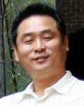 섬유디자이너인 이건만의 대표 이미지